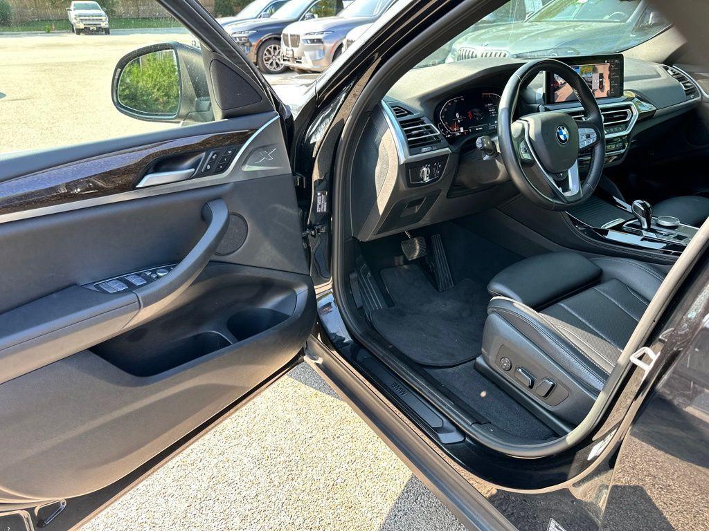 used 2024 BMW X4 car, priced at $32,998