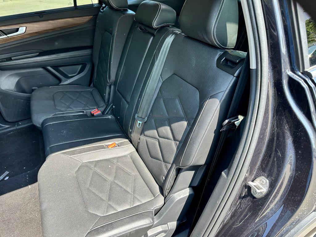 used 2024 Volkswagen Atlas car, priced at $31,980