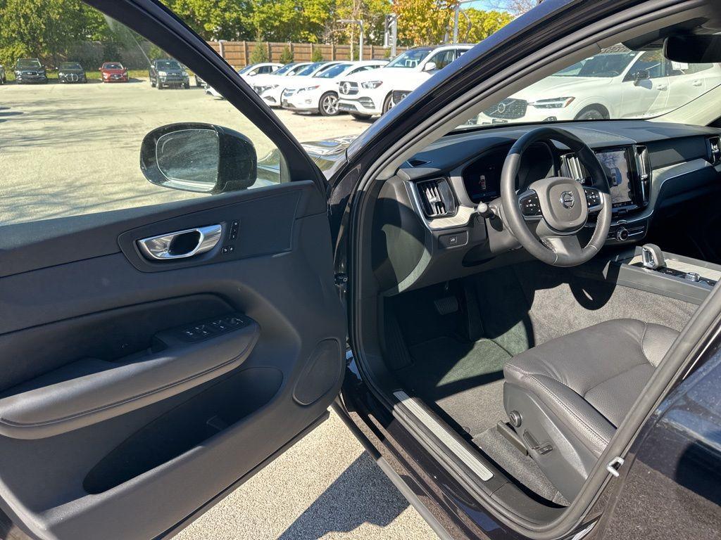 used 2025 Volvo XC60 car, priced at $34,498