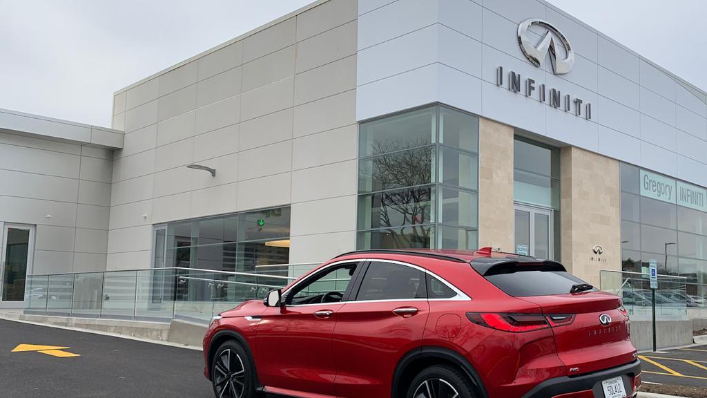 used 2024 BMW X4 car, priced at $36,386