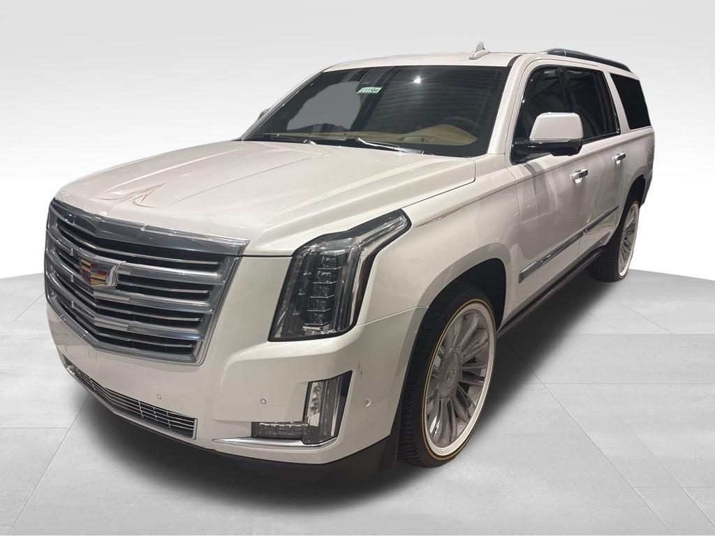 used 2017 Cadillac Escalade ESV car, priced at $34,452