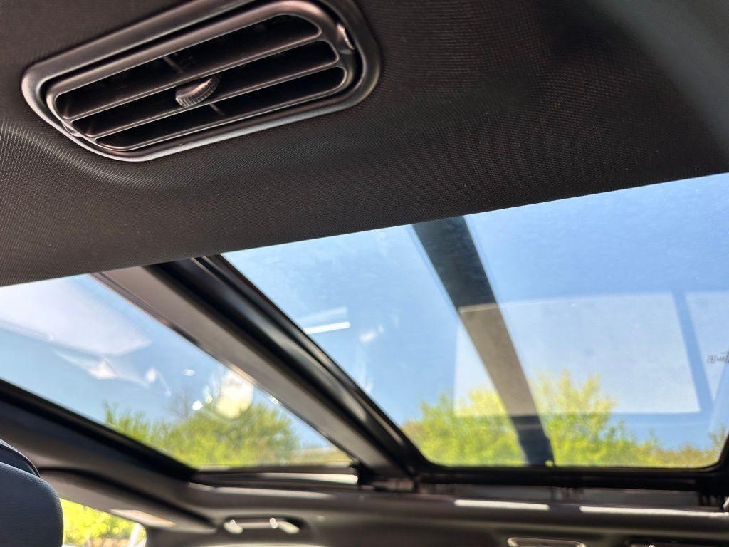used 2019 Lincoln Navigator L car, priced at $31,956