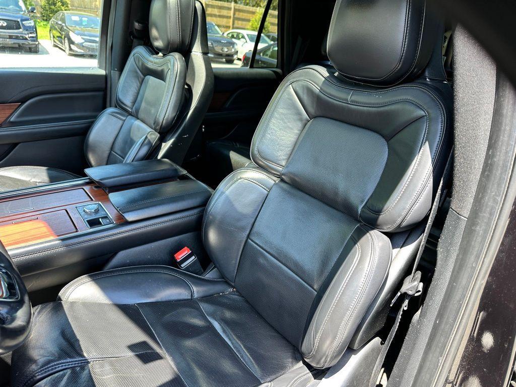 used 2019 Lincoln Navigator L car, priced at $31,956
