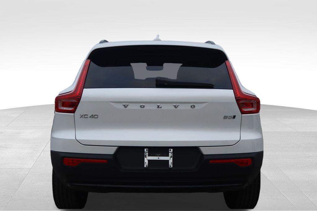 used 2024 Volvo XC40 car, priced at $27,397