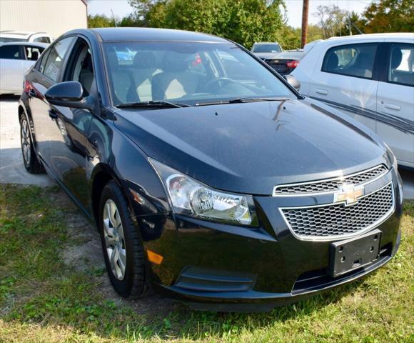 used 2013 Chevrolet Cruze car, priced at $5,950