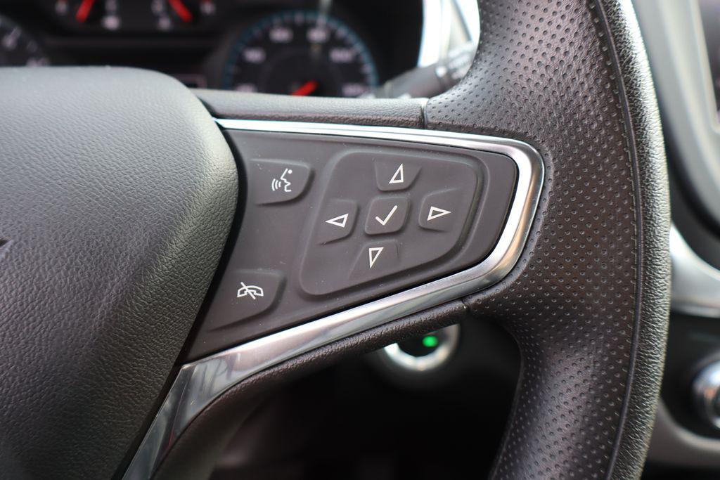 used 2021 Chevrolet Equinox car, priced at $15,000