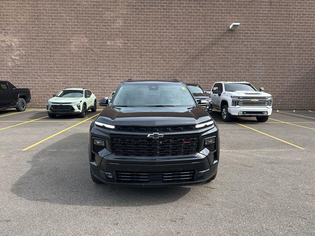 used 2024 Chevrolet Traverse car, priced at $49,500