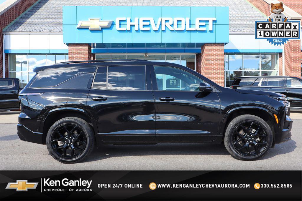 used 2024 Chevrolet Traverse car, priced at $49,500