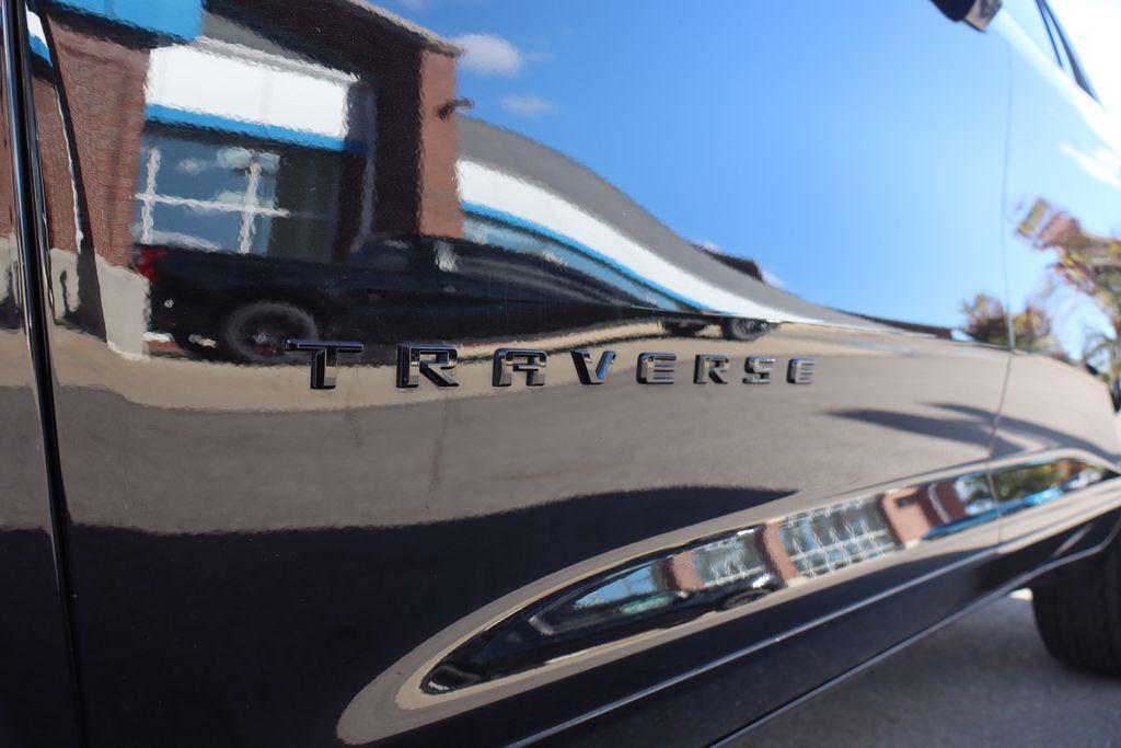 used 2024 Chevrolet Traverse car, priced at $49,500