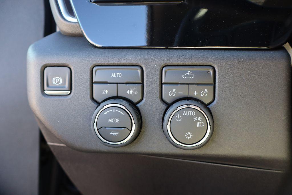 new 2026 Chevrolet Silverado 1500 car, priced at $44,121