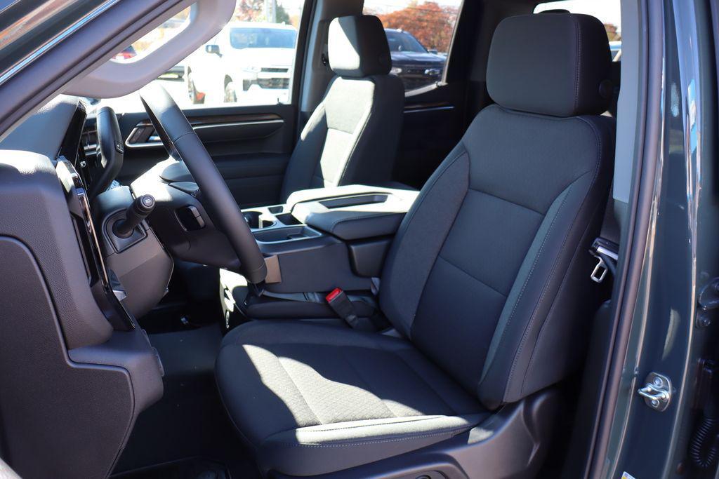 new 2026 Chevrolet Silverado 1500 car, priced at $44,121