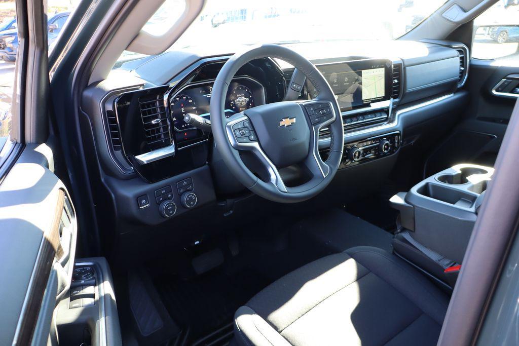 new 2026 Chevrolet Silverado 1500 car, priced at $44,121