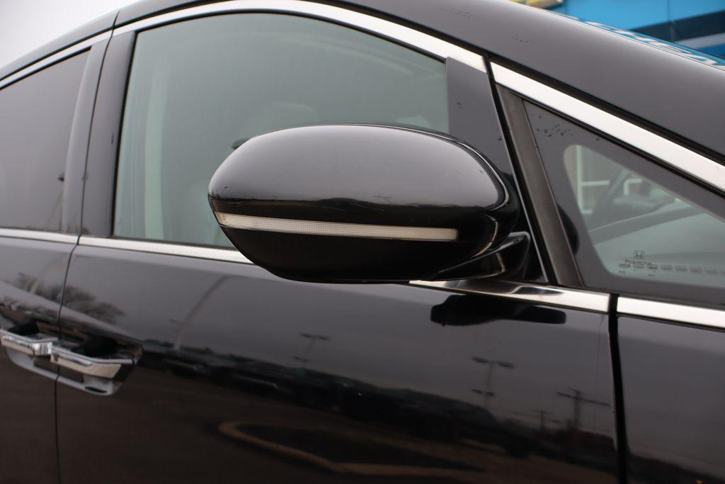 used 2015 Honda Odyssey car, priced at $11,000