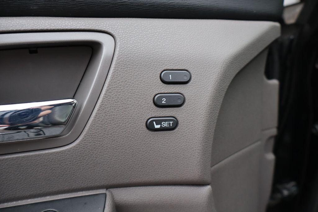 used 2015 Honda Odyssey car, priced at $11,000