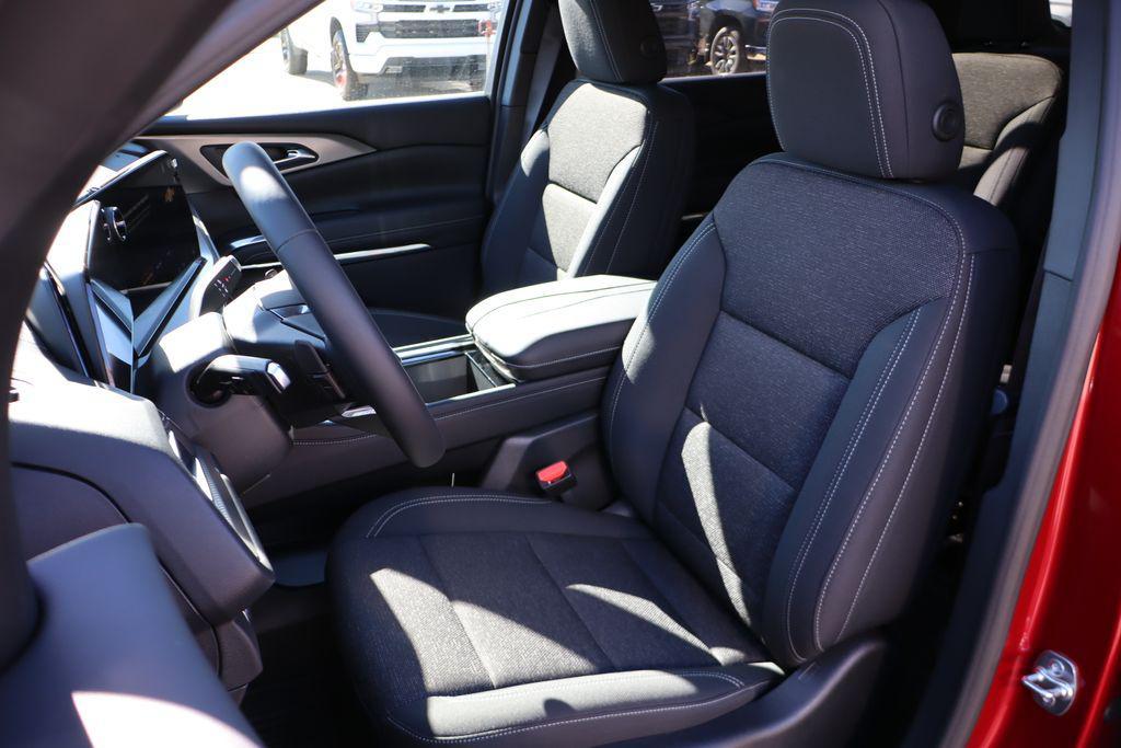 new 2026 Chevrolet Traverse car, priced at $45,000