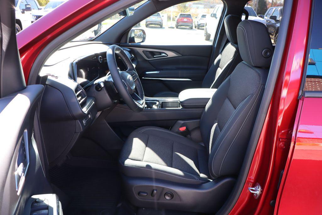 new 2026 Chevrolet Traverse car, priced at $45,000