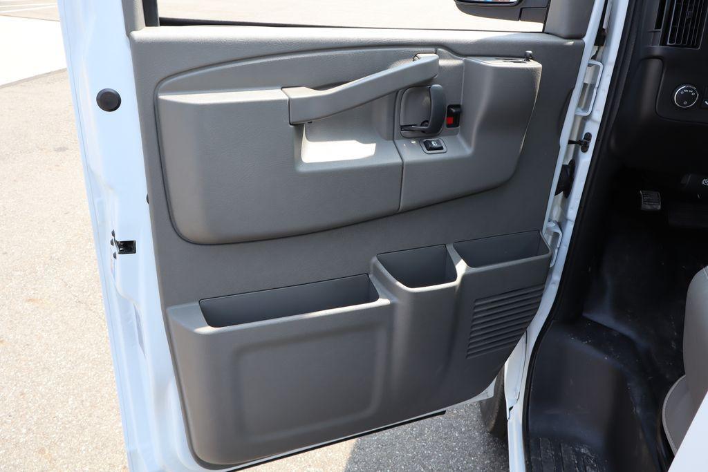 new 2025 Chevrolet Express 2500 car, priced at $50,411
