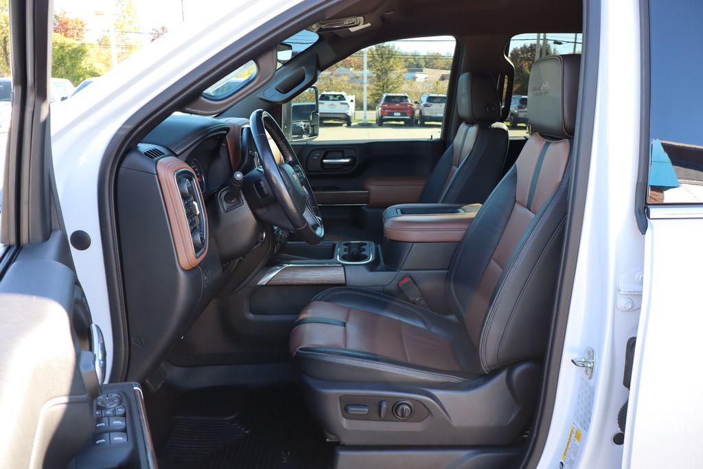 used 2022 Chevrolet Silverado 2500 car, priced at $57,900