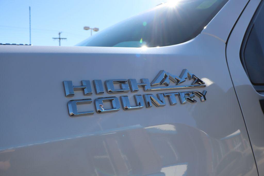 used 2022 Chevrolet Silverado 2500 car, priced at $57,900