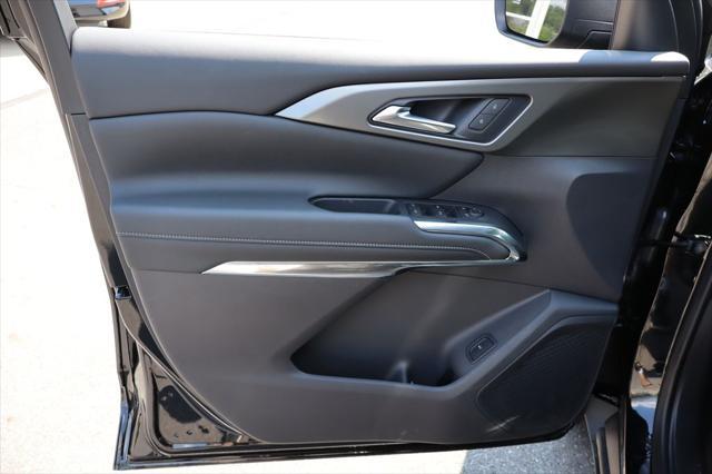 new 2025 Chevrolet Traverse car, priced at $47,625