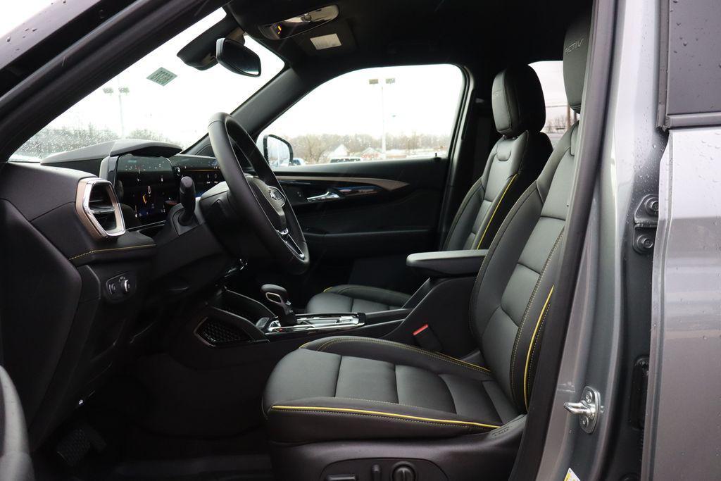 new 2025 Chevrolet TrailBlazer car, priced at $28,000