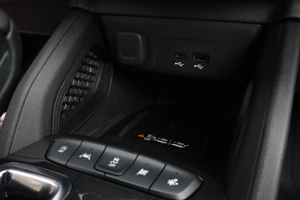 new 2025 Chevrolet TrailBlazer car, priced at $28,000