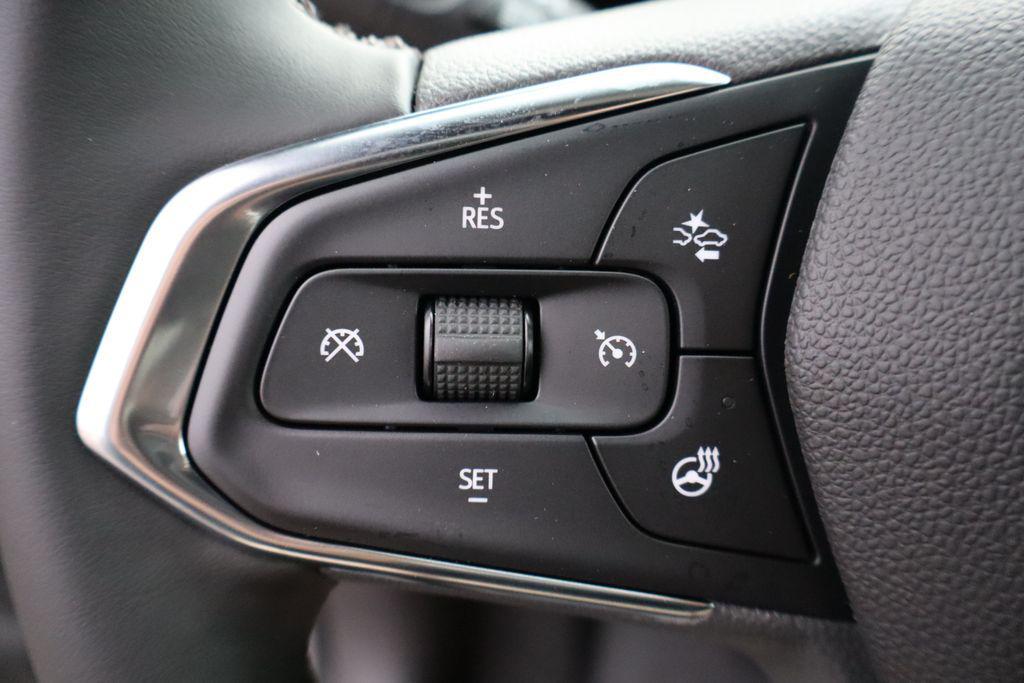 new 2025 Chevrolet TrailBlazer car, priced at $28,000