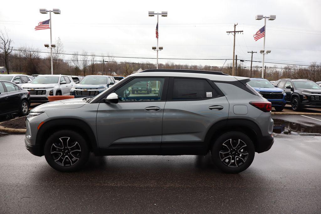 new 2025 Chevrolet TrailBlazer car, priced at $28,000