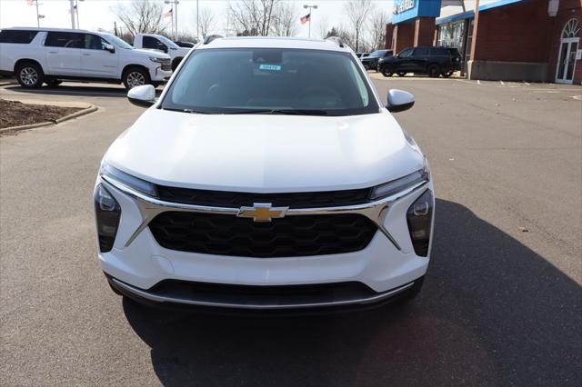 new 2025 Chevrolet Trax car, priced at $25,593