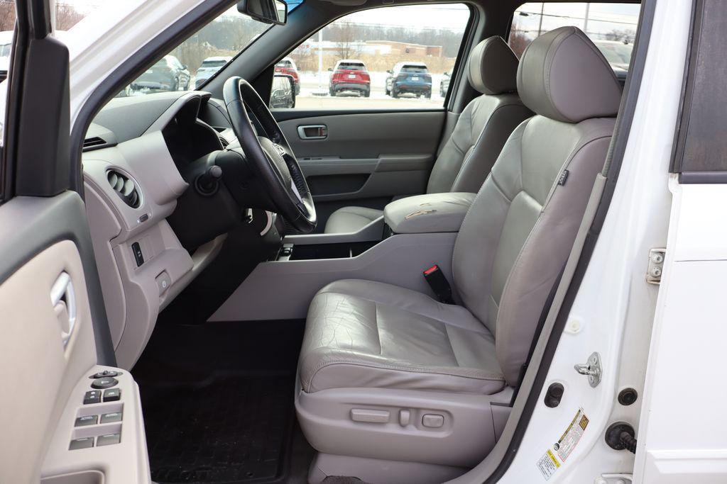 used 2011 Honda Pilot car, priced at $7,900