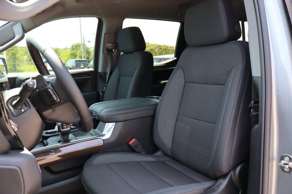 new 2025 Chevrolet Silverado 1500 car, priced at $54,000