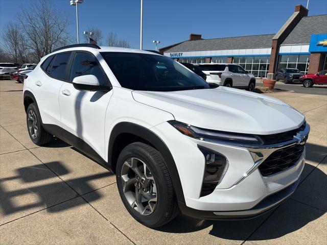 new 2025 Chevrolet Trax car, priced at $25,016