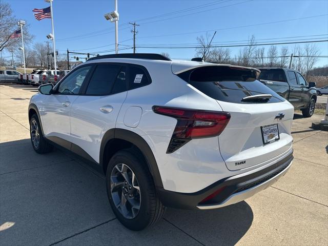 new 2025 Chevrolet Trax car, priced at $25,016