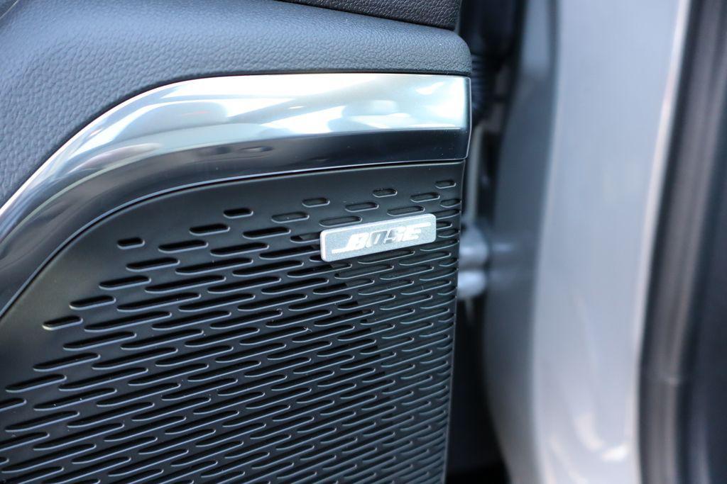 new 2026 Chevrolet Traverse car, priced at $56,275