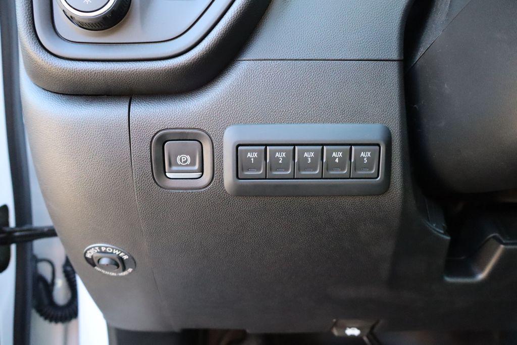 new 2024 Chevrolet Silverado 3500 car, priced at $70,117