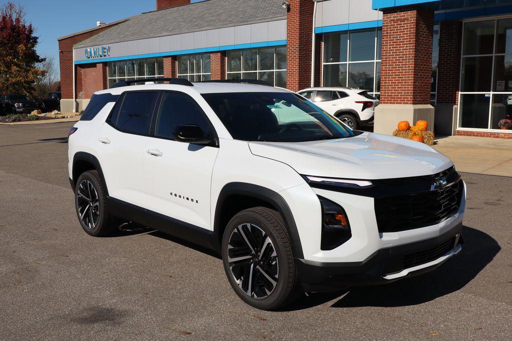 new 2026 Chevrolet Equinox car, priced at $36,670