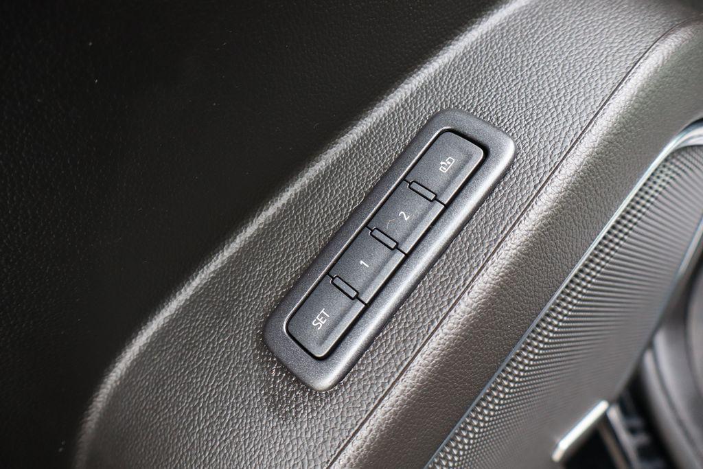 used 2019 Chevrolet Suburban car, priced at $39,900