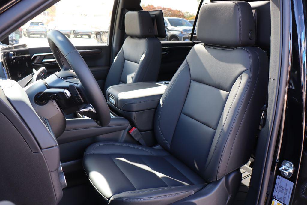 new 2026 Chevrolet Suburban car, priced at $85,025