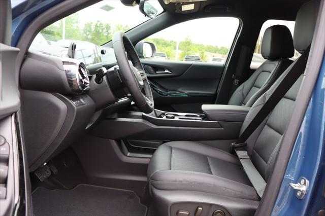new 2026 Chevrolet Equinox car, priced at $33,840