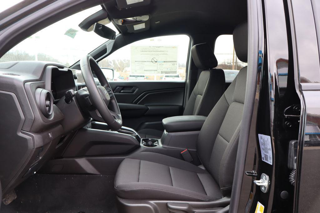 new 2025 Chevrolet Colorado car, priced at $44,842