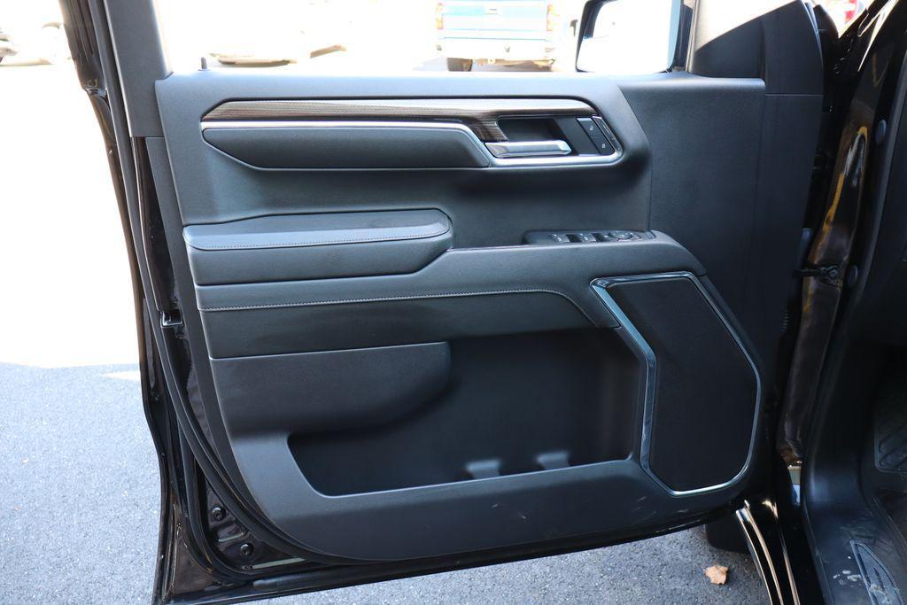 used 2024 Chevrolet Silverado 1500 car, priced at $38,000