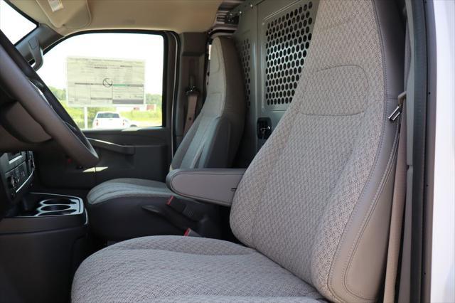 new 2025 Chevrolet Express 2500 car, priced at $50,911