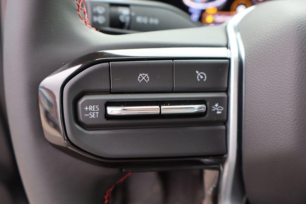new 2025 Chevrolet Colorado car, priced at $49,090