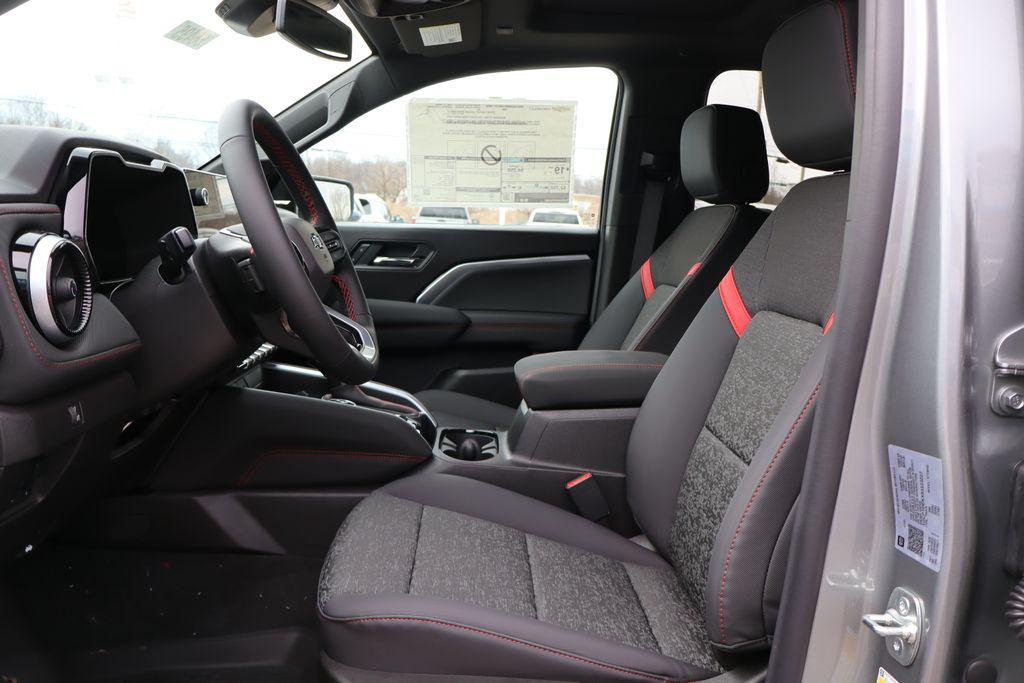new 2025 Chevrolet Colorado car, priced at $49,090