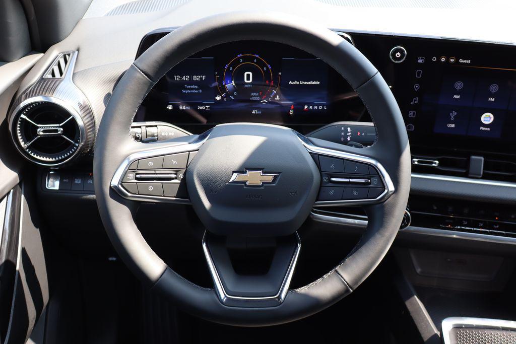 new 2026 Chevrolet Equinox car, priced at $31,383