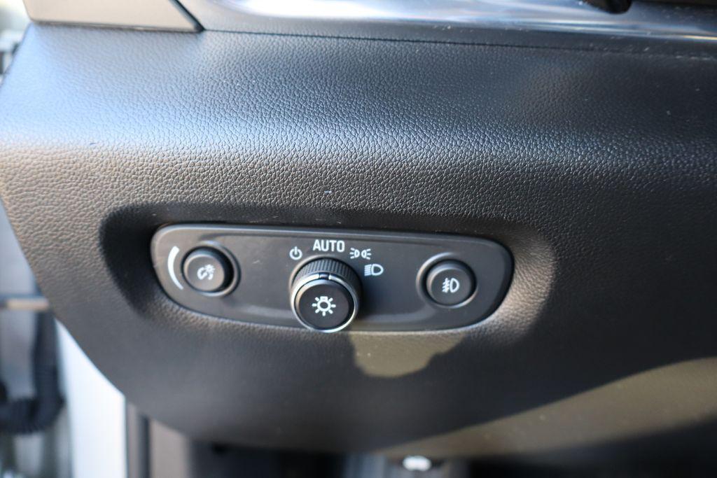 used 2021 Chevrolet Traverse car, priced at $23,000