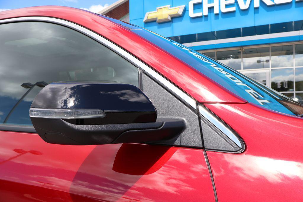 new 2025 Chevrolet Traverse car, priced at $44,990
