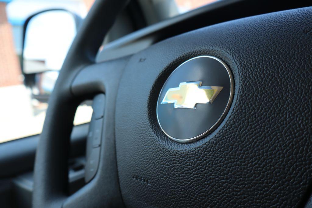 new 2025 Chevrolet Express 2500 car, priced at $49,911