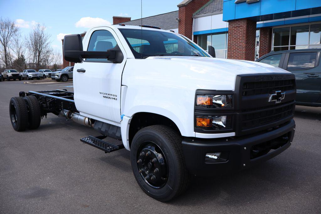 new 2024 Chevrolet Silverado 1500 car, priced at $61,782