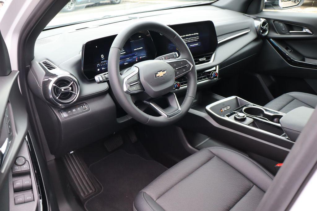 new 2026 Chevrolet Equinox car, priced at $33,248